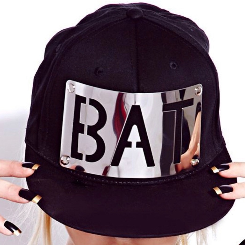 Forever 21 BATMAN hat